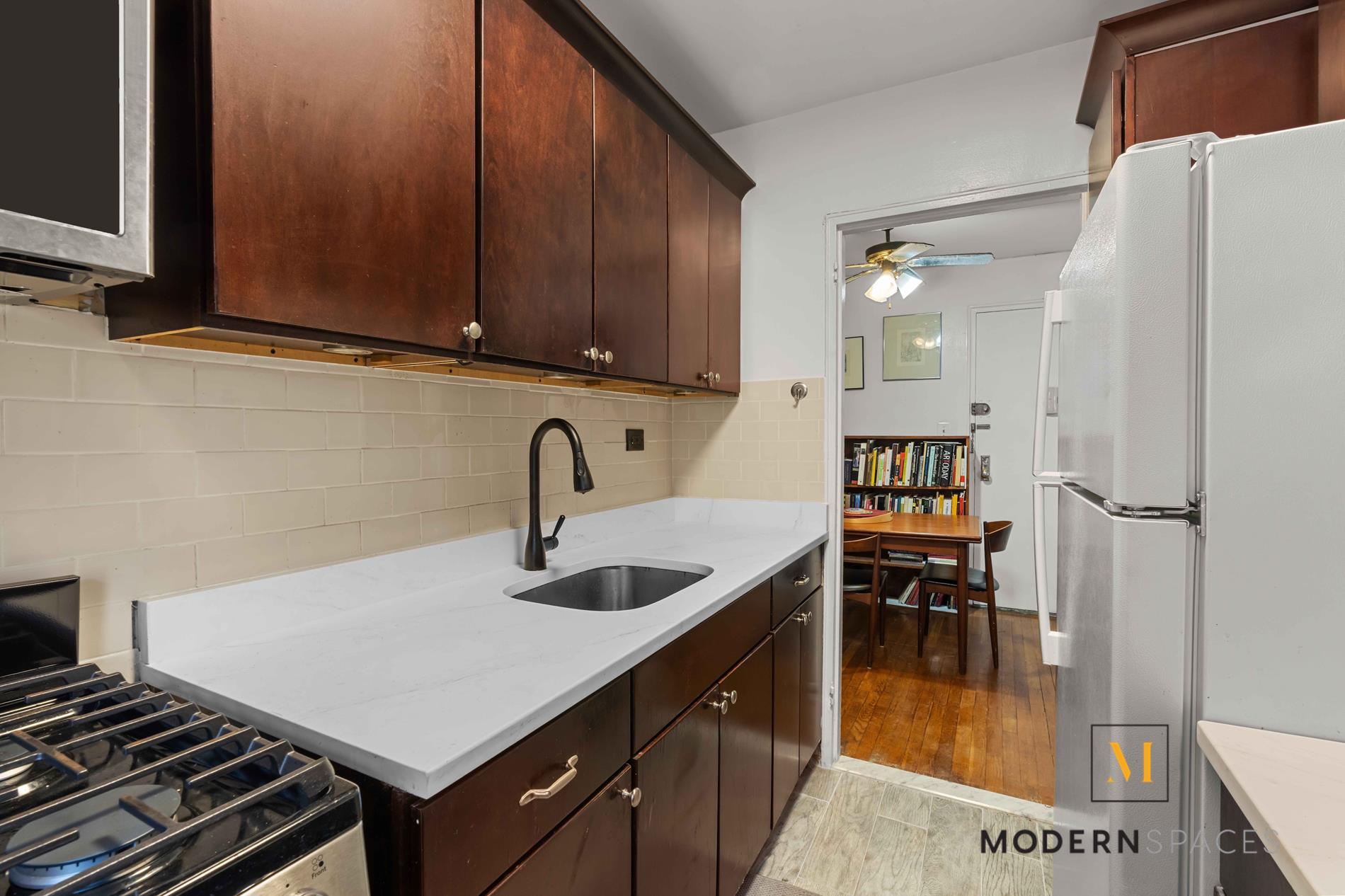 33-27 91st Street 2-e Property Photo 3