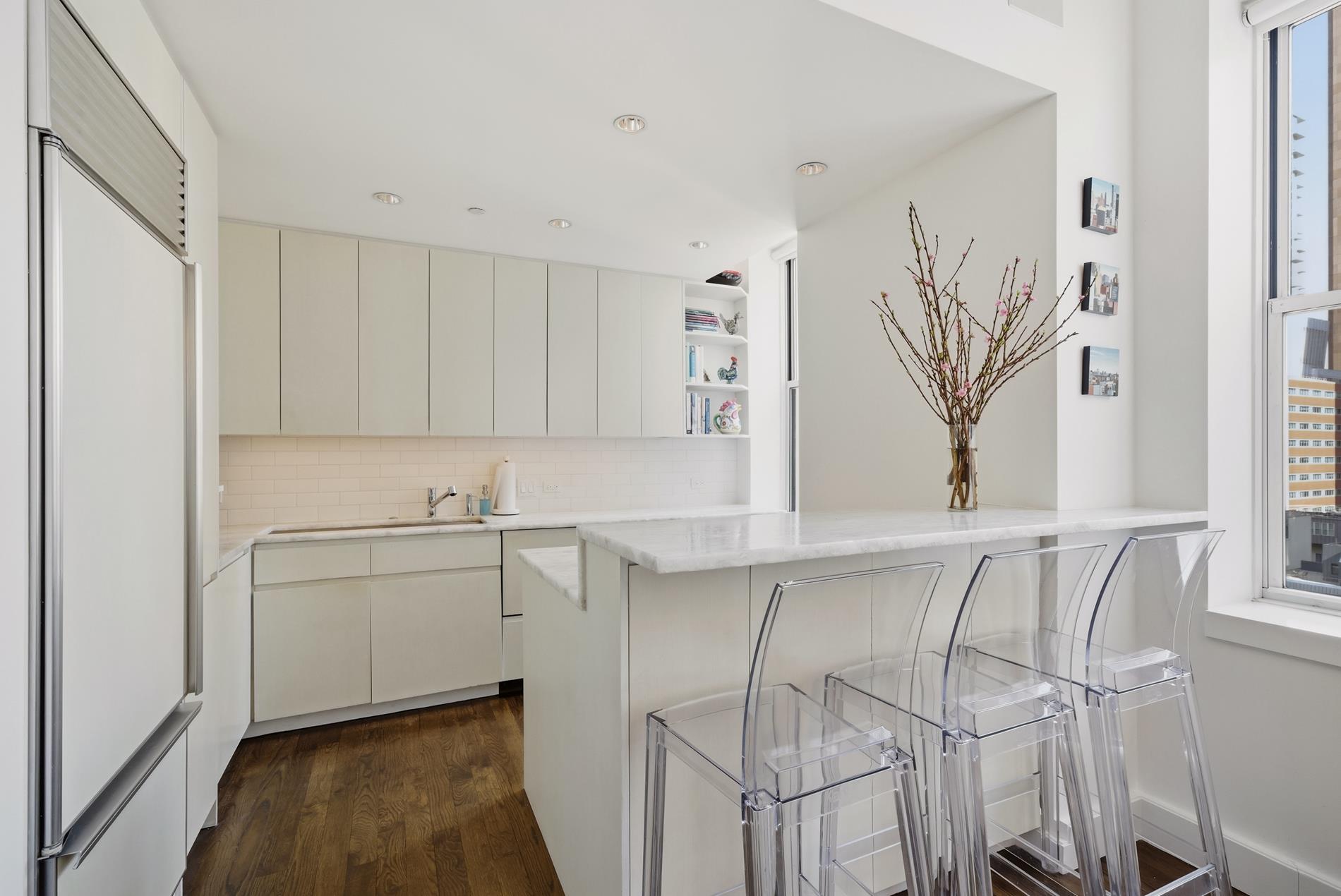 80 Chambers Street 11-e Property Photo 5