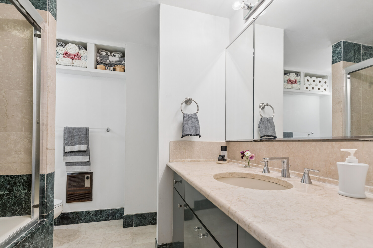 43 W 61st Street 16h Property Photo 5