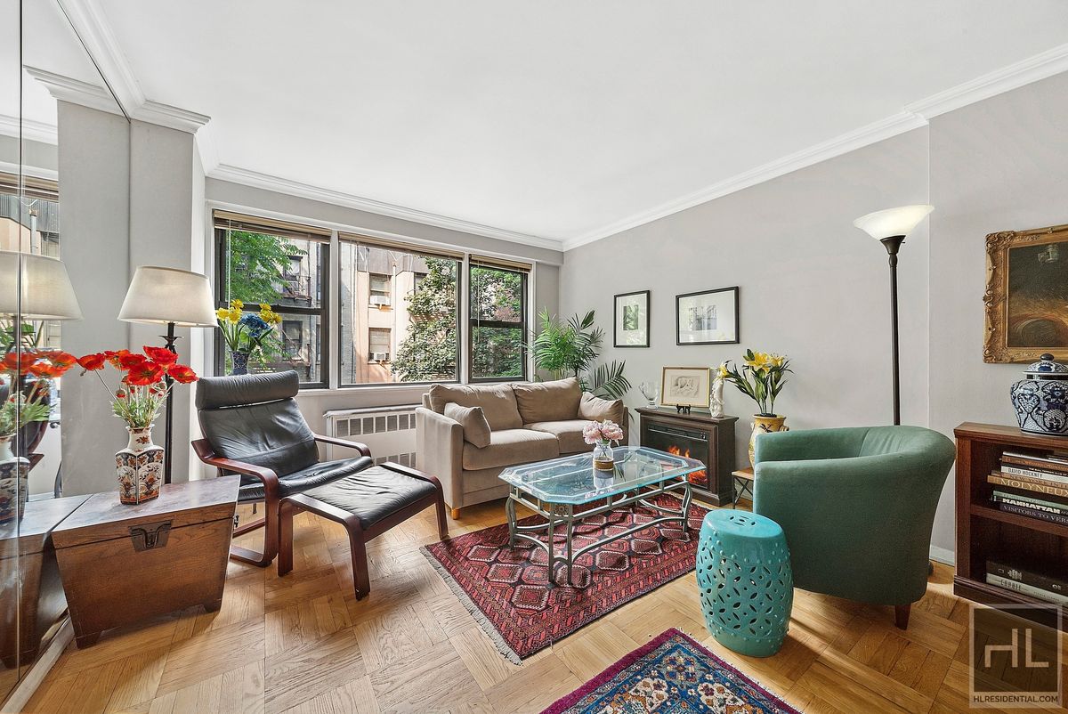 345 E 52nd Street 4K Property Photo 1