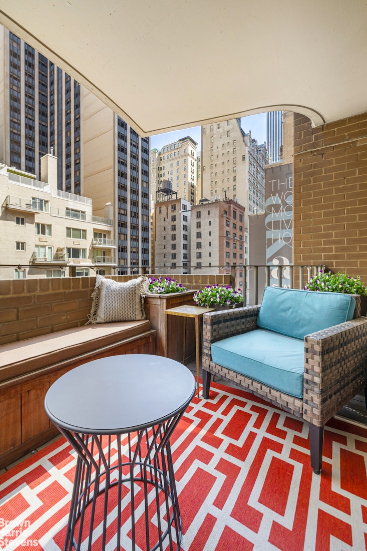 58 W 58th Street 7c Property Photo 8