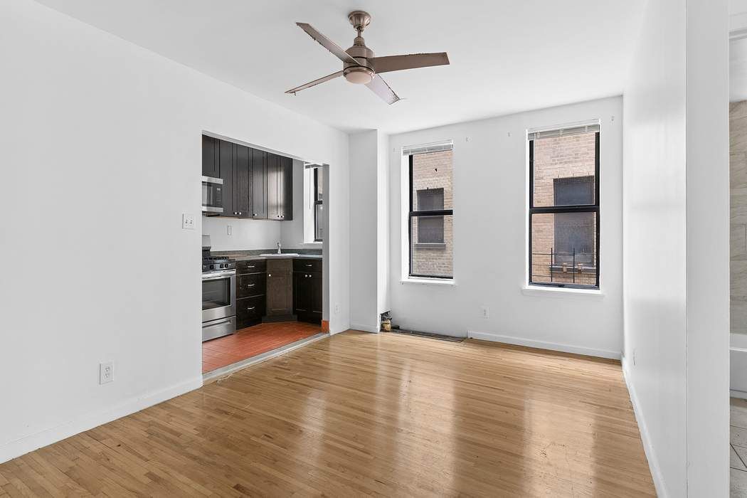 571-579 Academy Street 3b Property Photo 3