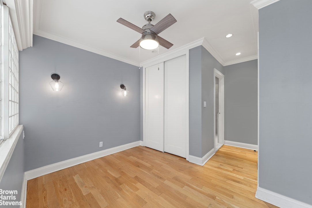85 8th Avenue 5w Property Photo 12