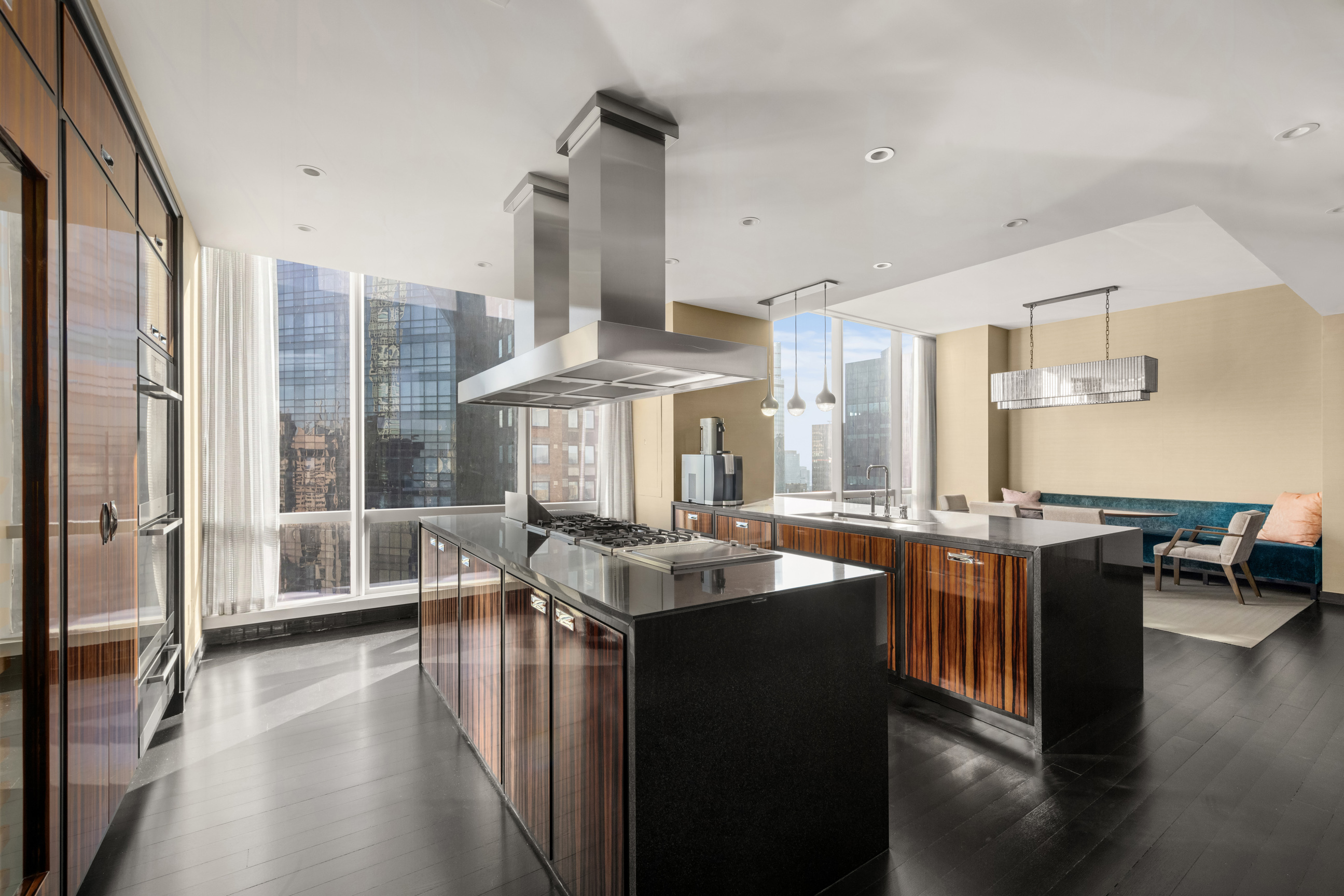 157 W 57th Street 52b Property Photo 7
