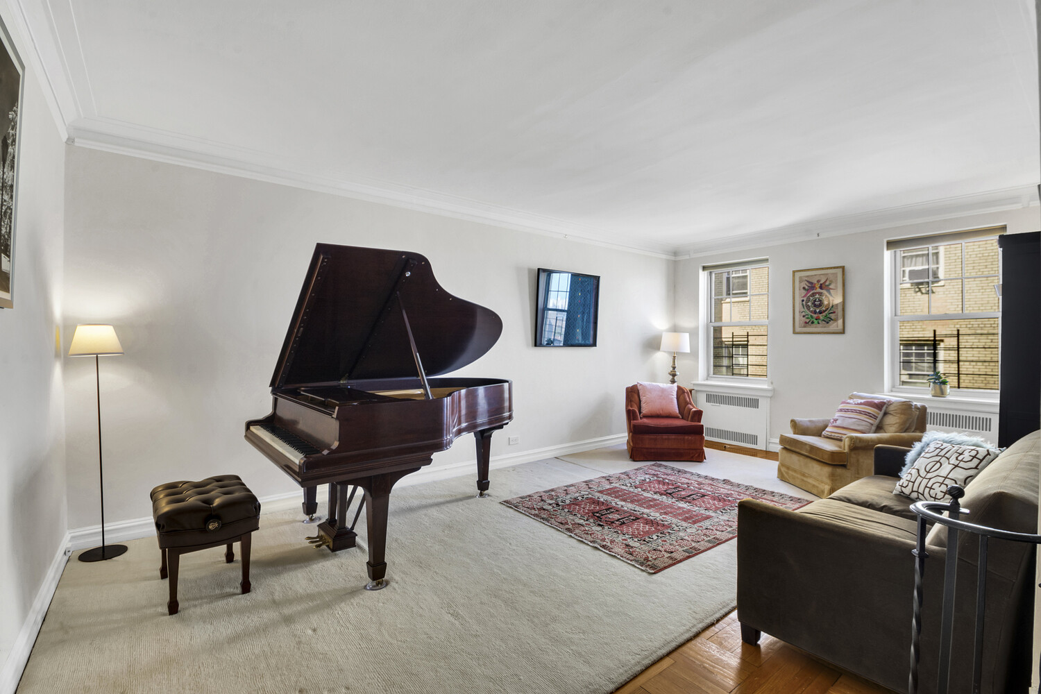720 Fort Washington Avenue 5x Property Photo 10