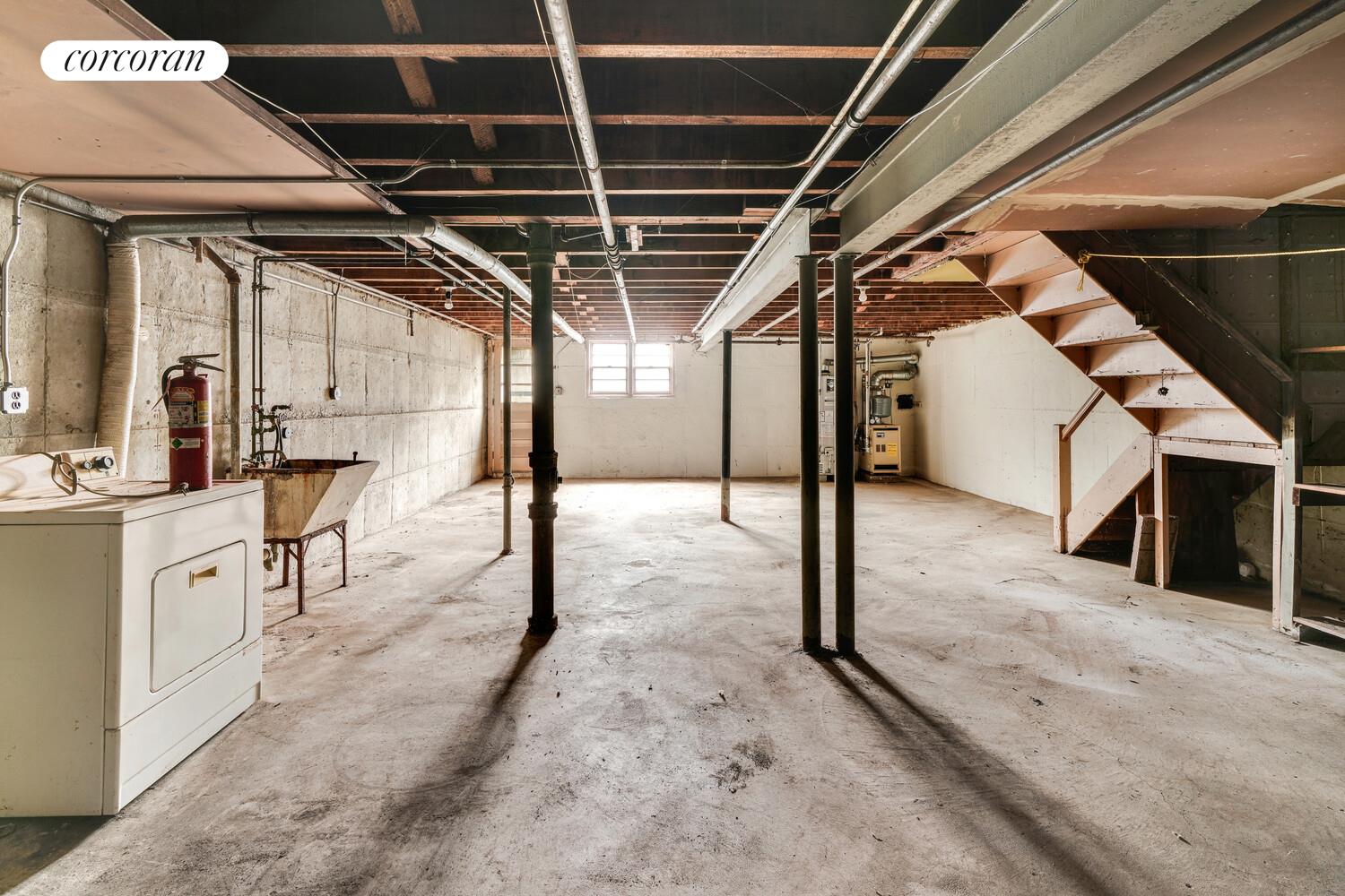 25-33 75th Street Property Photo 6