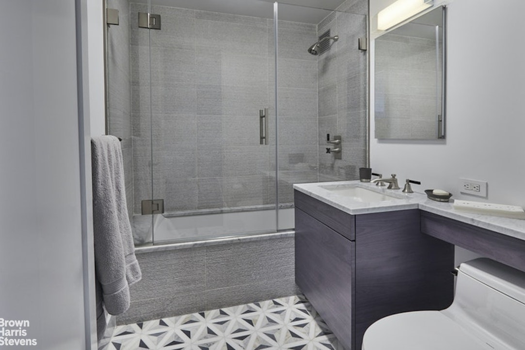650 Park Avenue 7c Property Photo 11