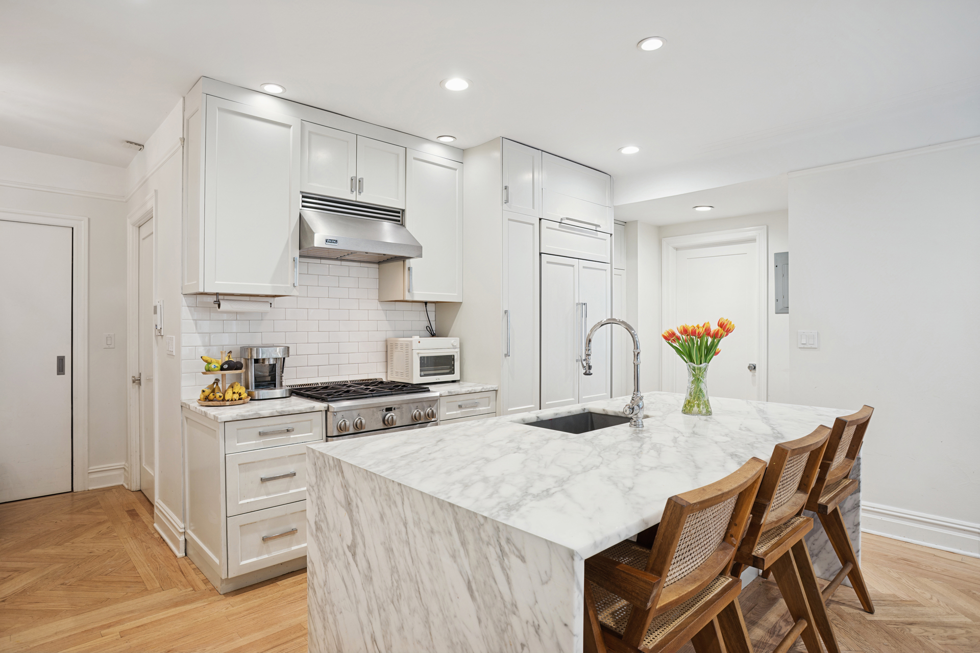 65 MONTAGUE Street 1D Property Photo 1