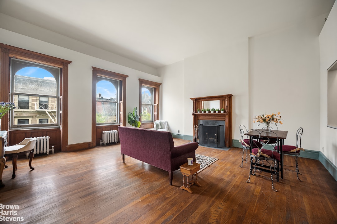 140 W 80th Street 5 Property Photo 2