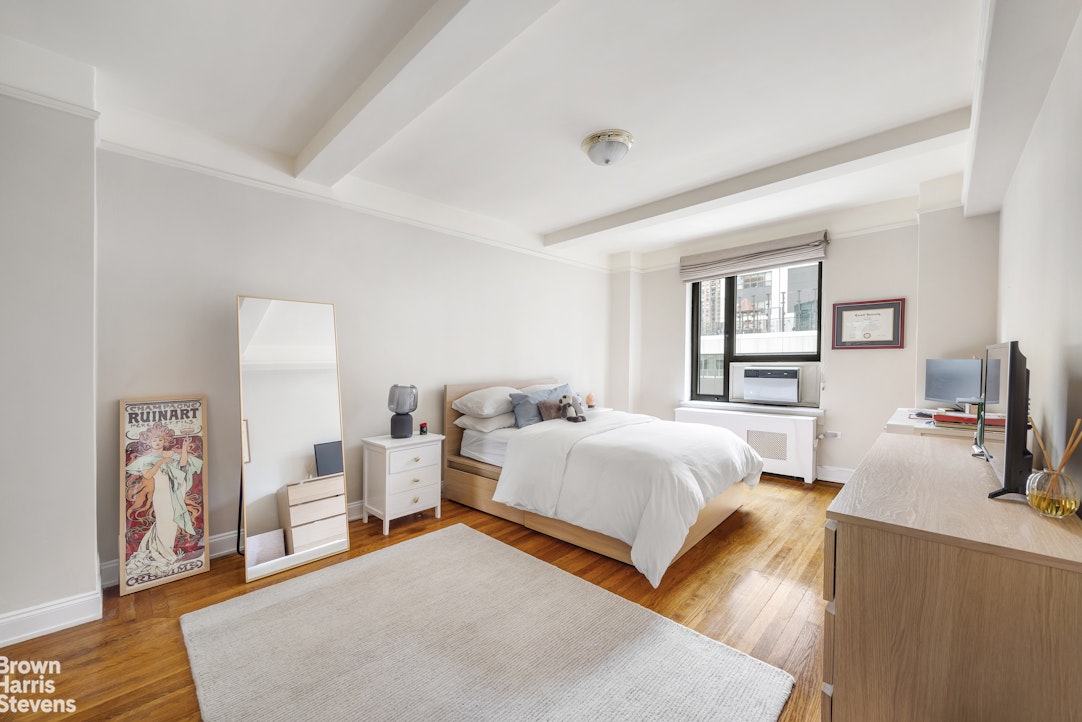 227 E 57th Street 8cd Property Photo 6