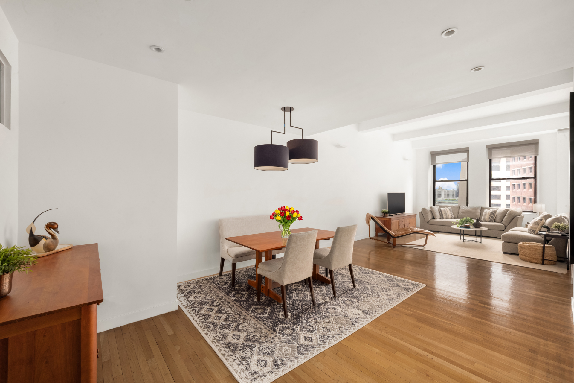 3 HANOVER Square 11G Property Photo 1