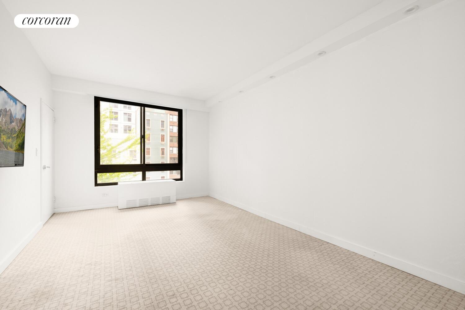 167 E 61st Street 5b Property Photo 4