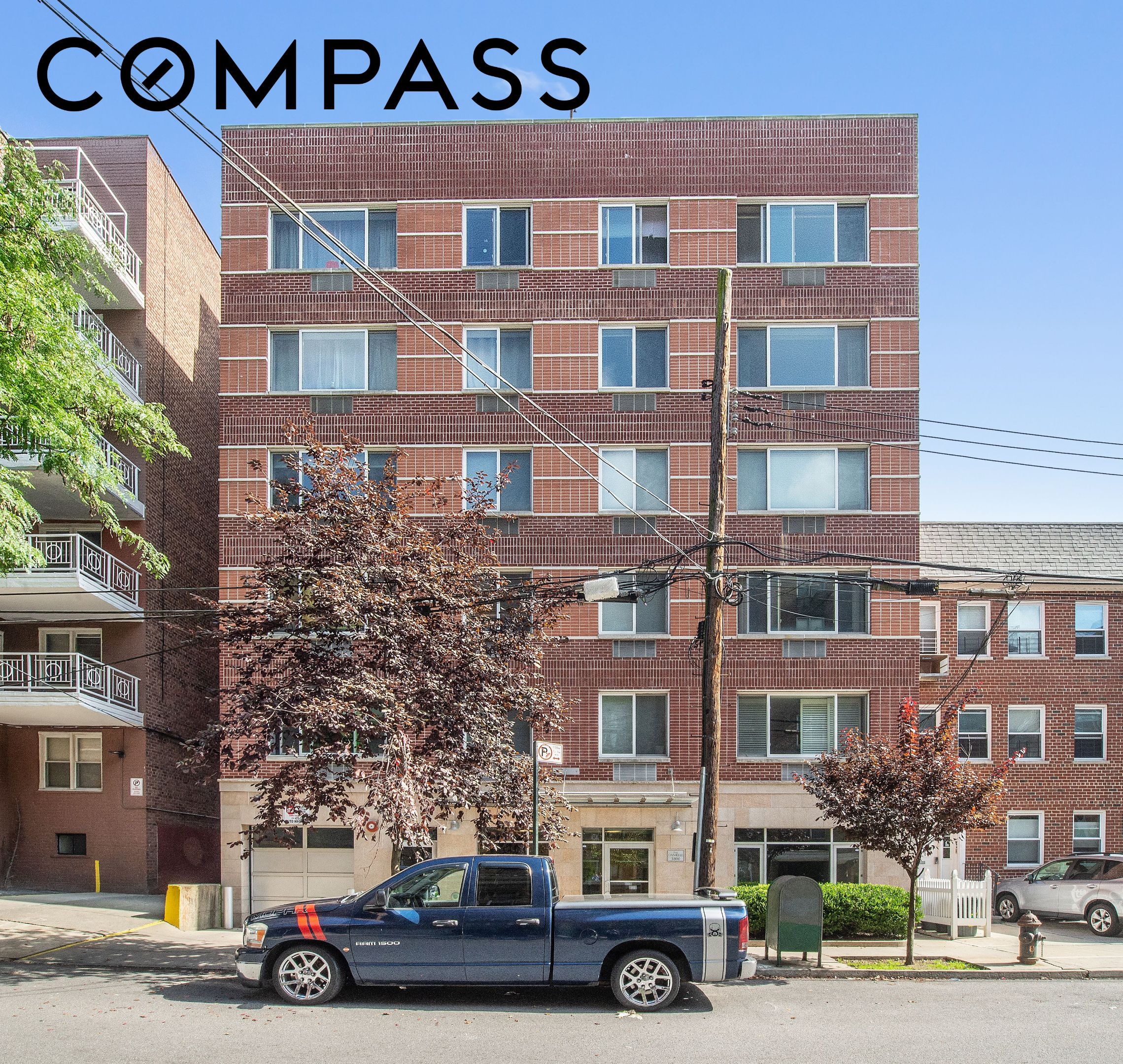 3800 Blackstone Avenue 5s Property Photo 17