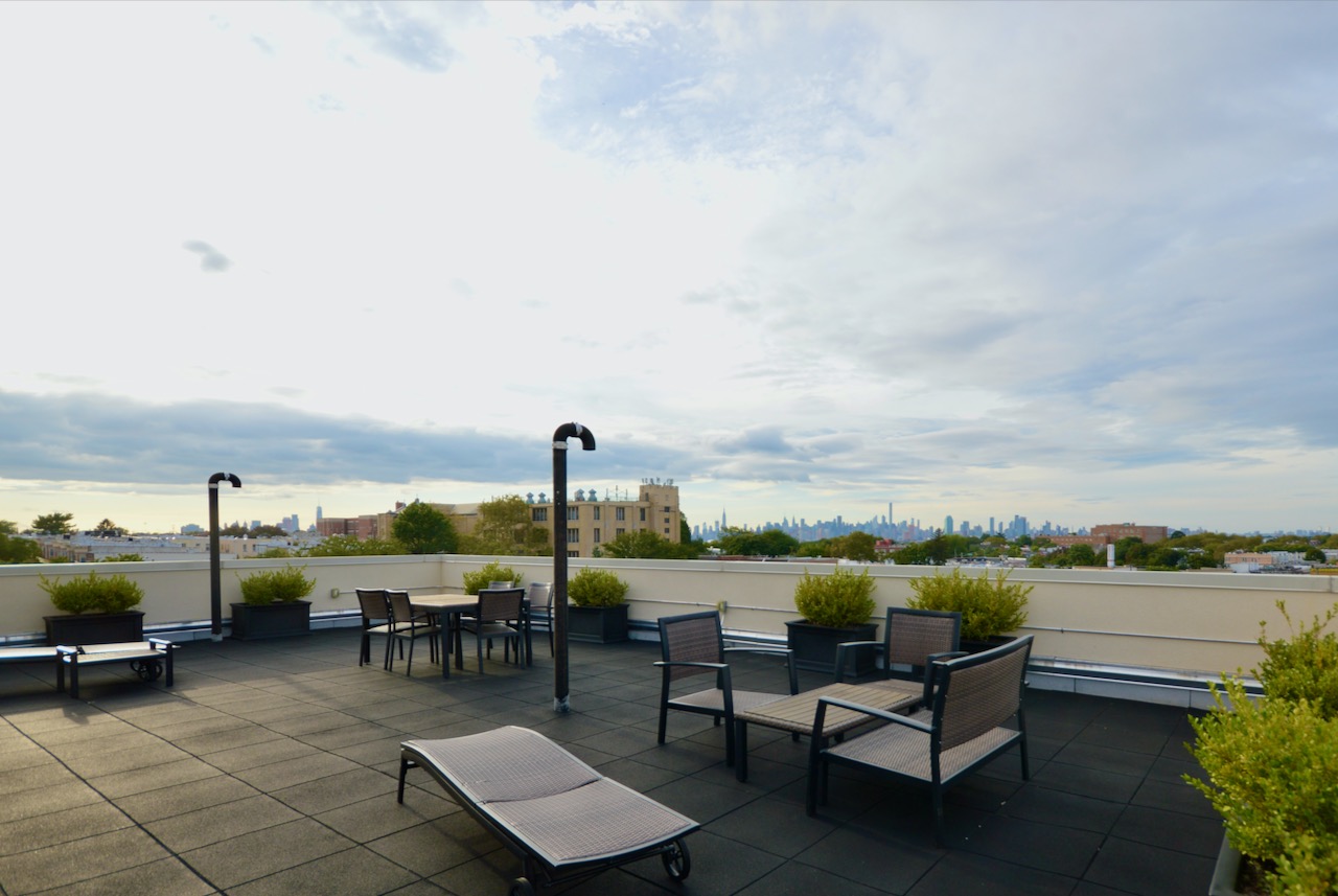 63-34 Fresh Pond Road 4g Property Photo 4