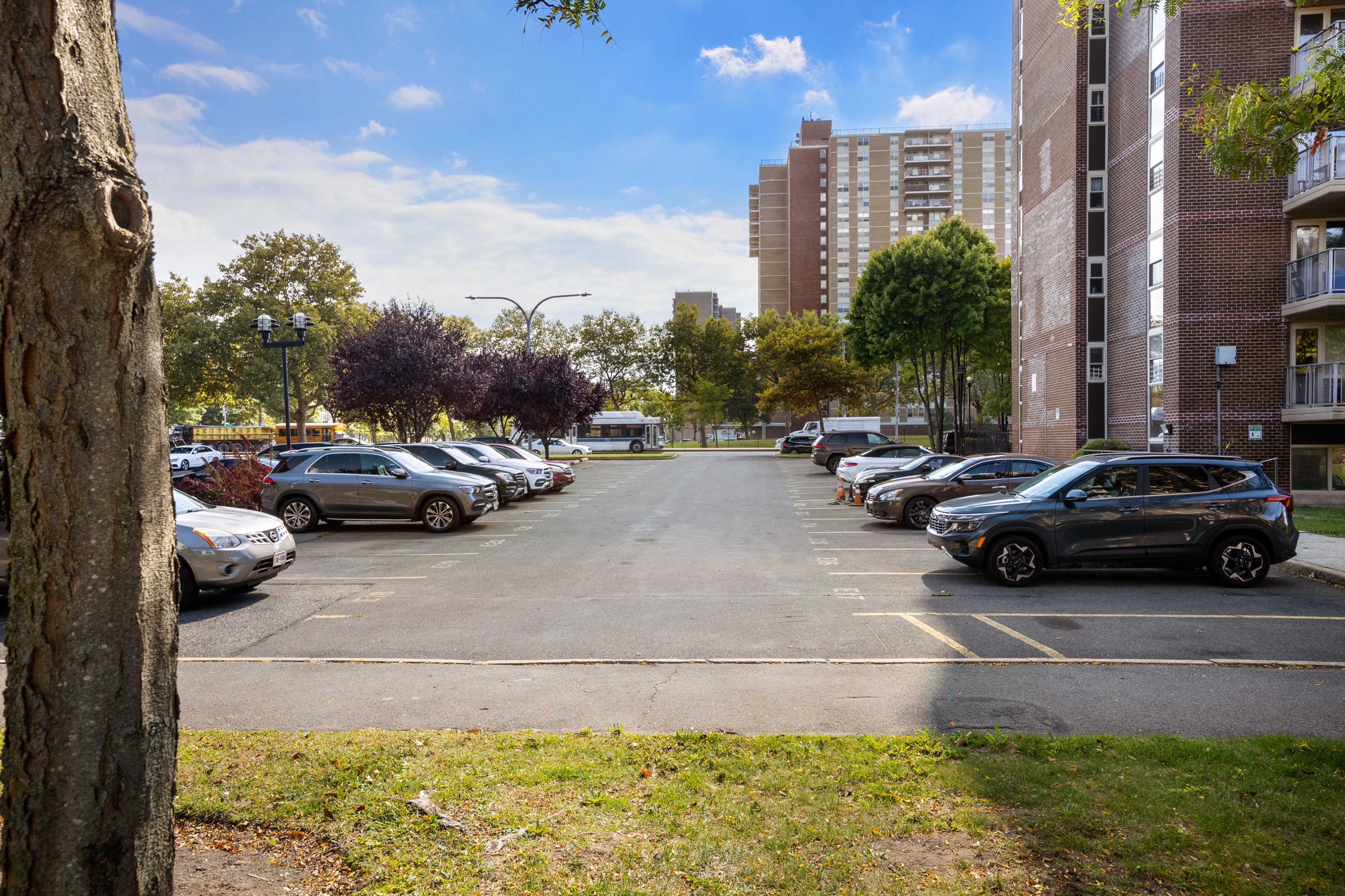 400 Cozine Avenue 2j Property Photo 2