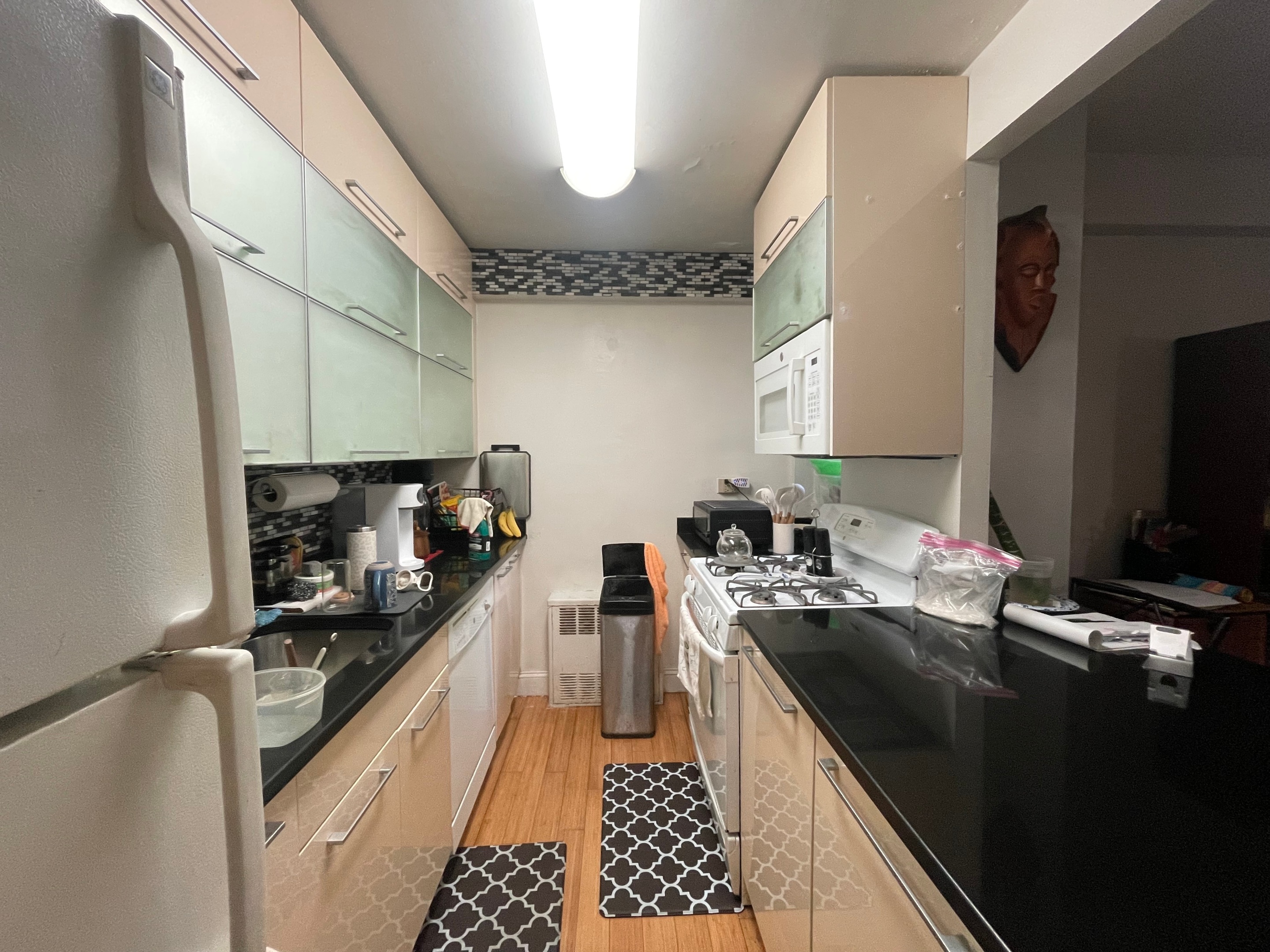 400 Cozine Avenue 2j Property Photo 6
