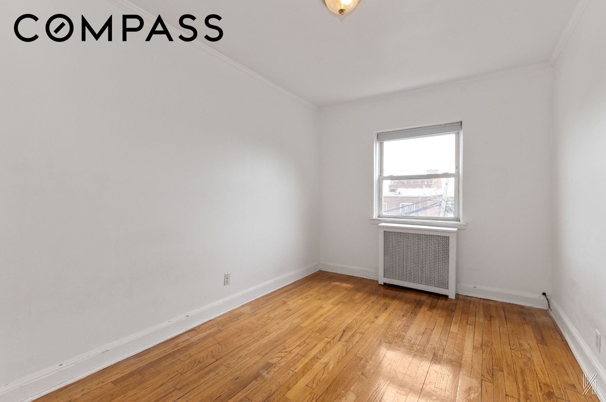 20-29 28th Street Property Photo 14