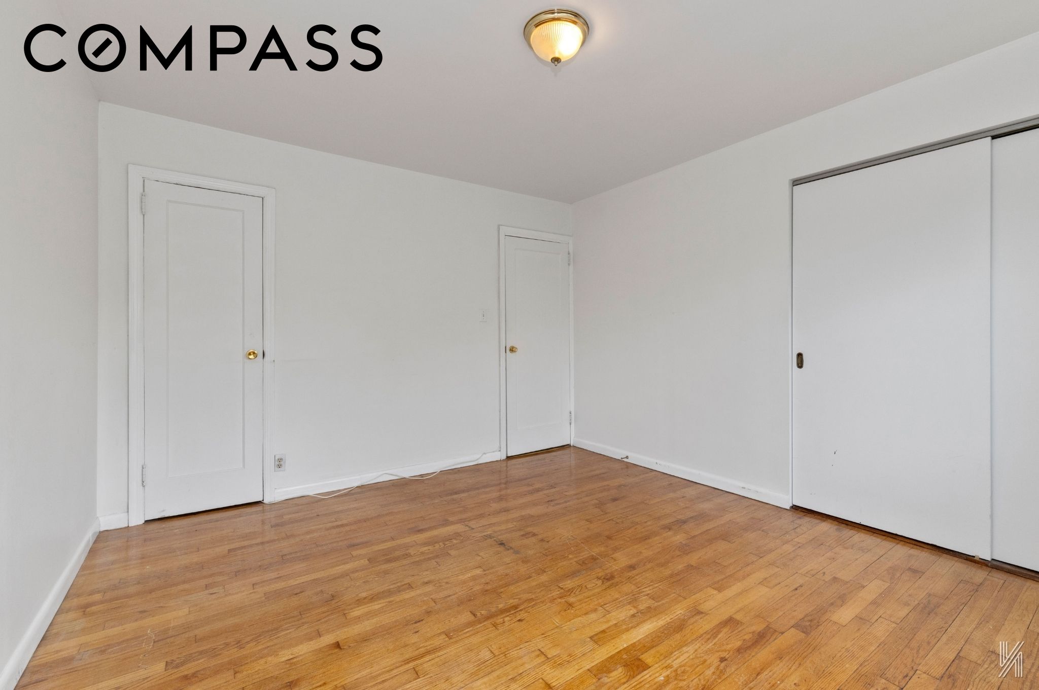 20-29 28th Street Property Photo 16