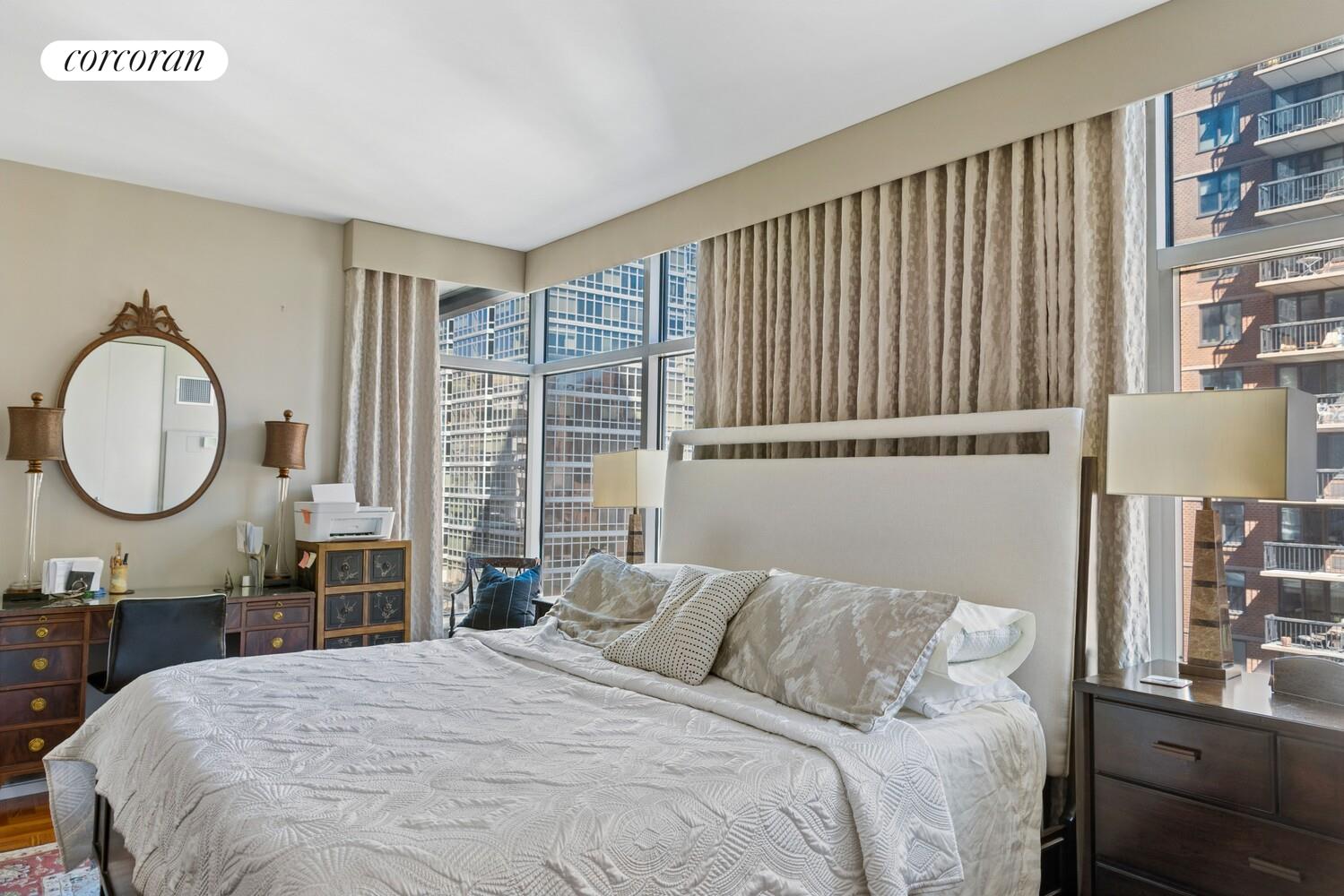250 E 54th Street 14d Property Photo 4