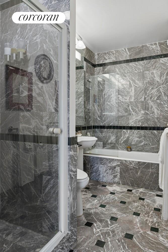 250 E 54th Street 14d Property Photo 5