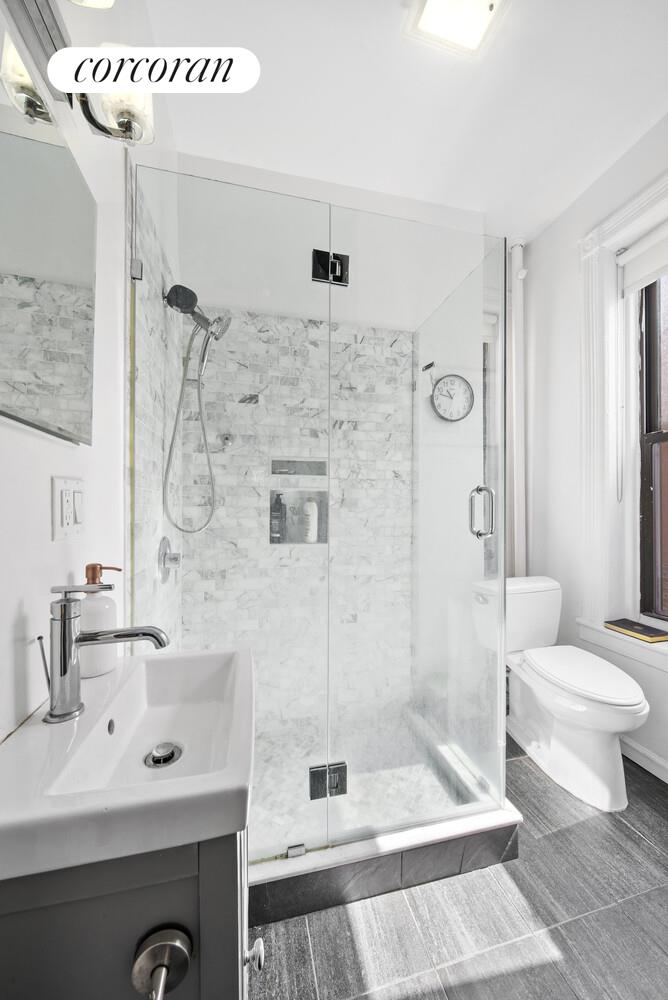 349 W 44th Street 5fe Property Photo 7