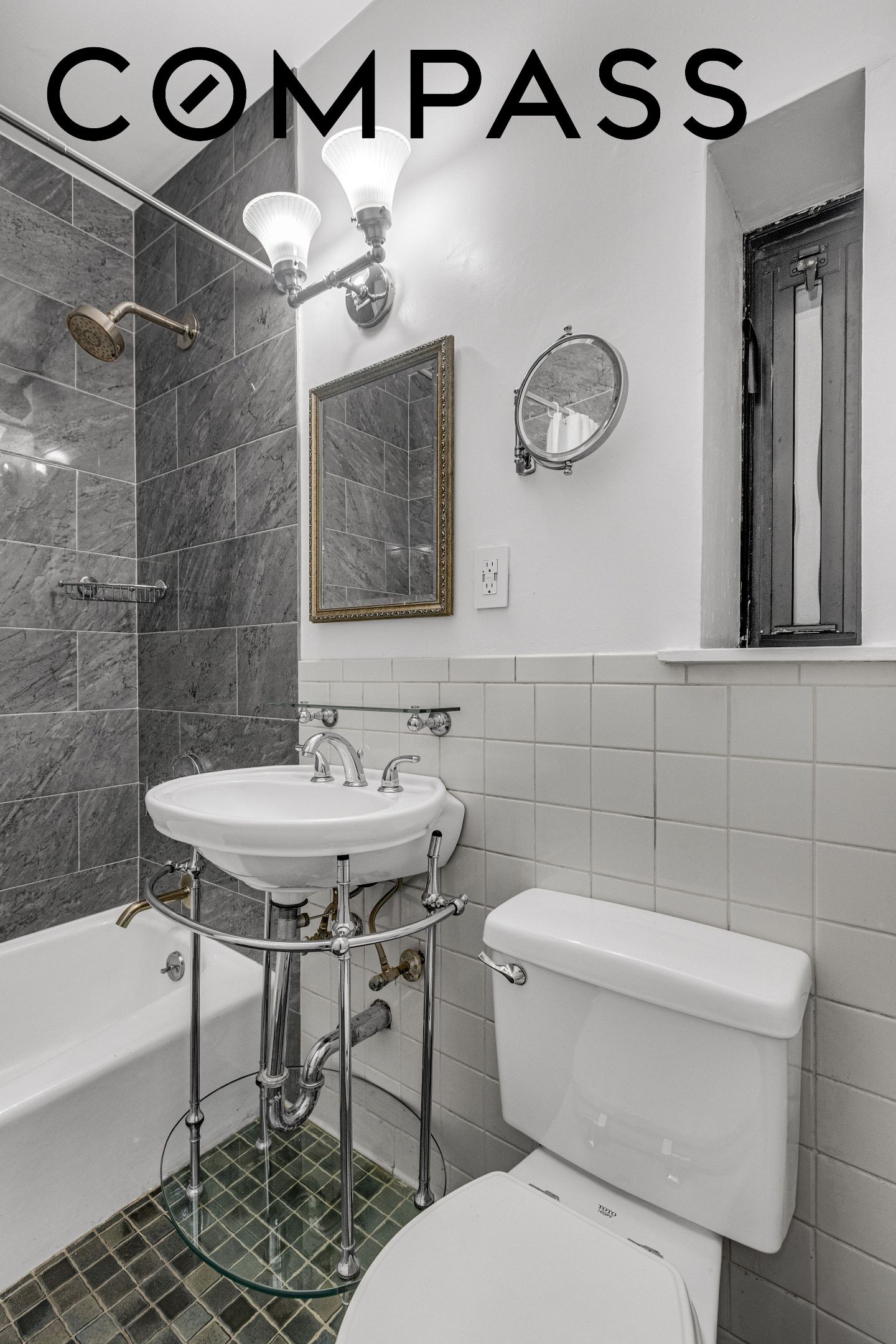 425 W 24th Street 1f Property Photo 6