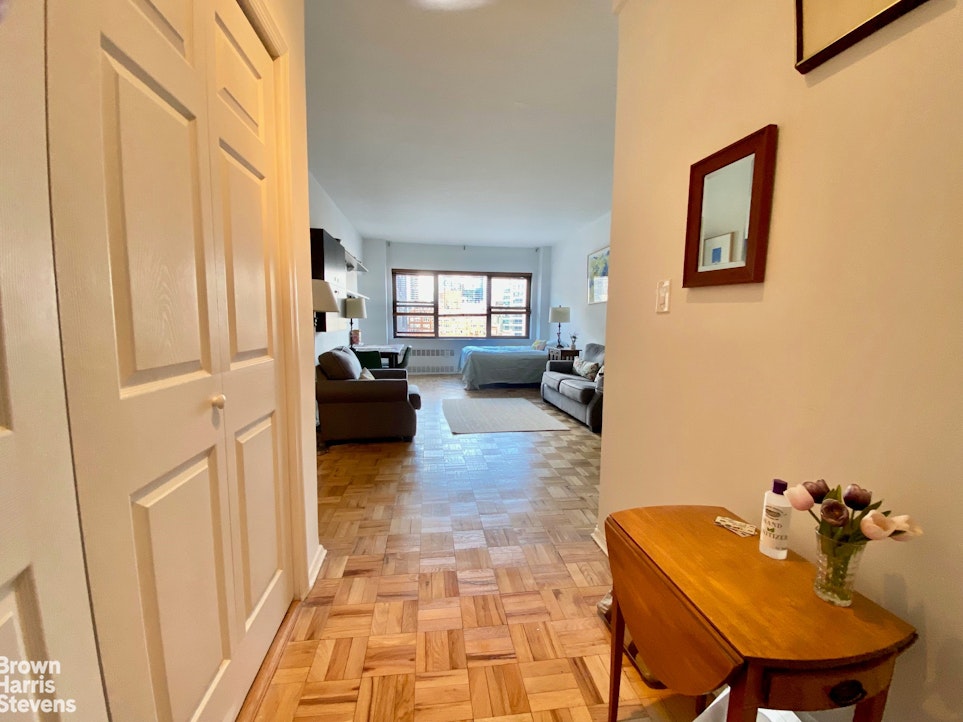 405 E 63RD Street 12N Property Photo 1