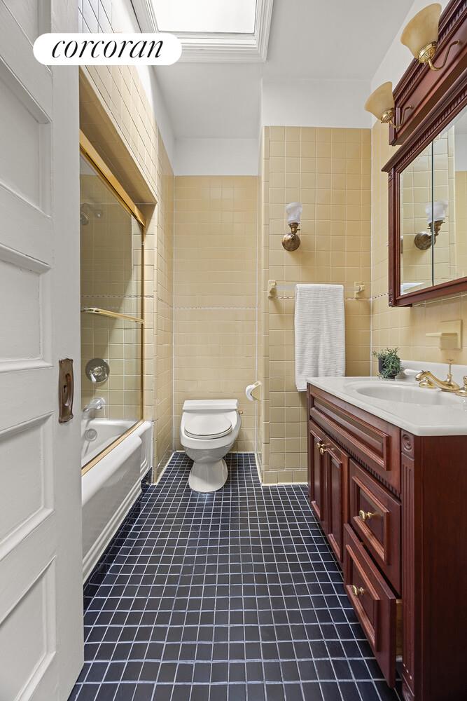 166 Maple Street Property Photo 14
