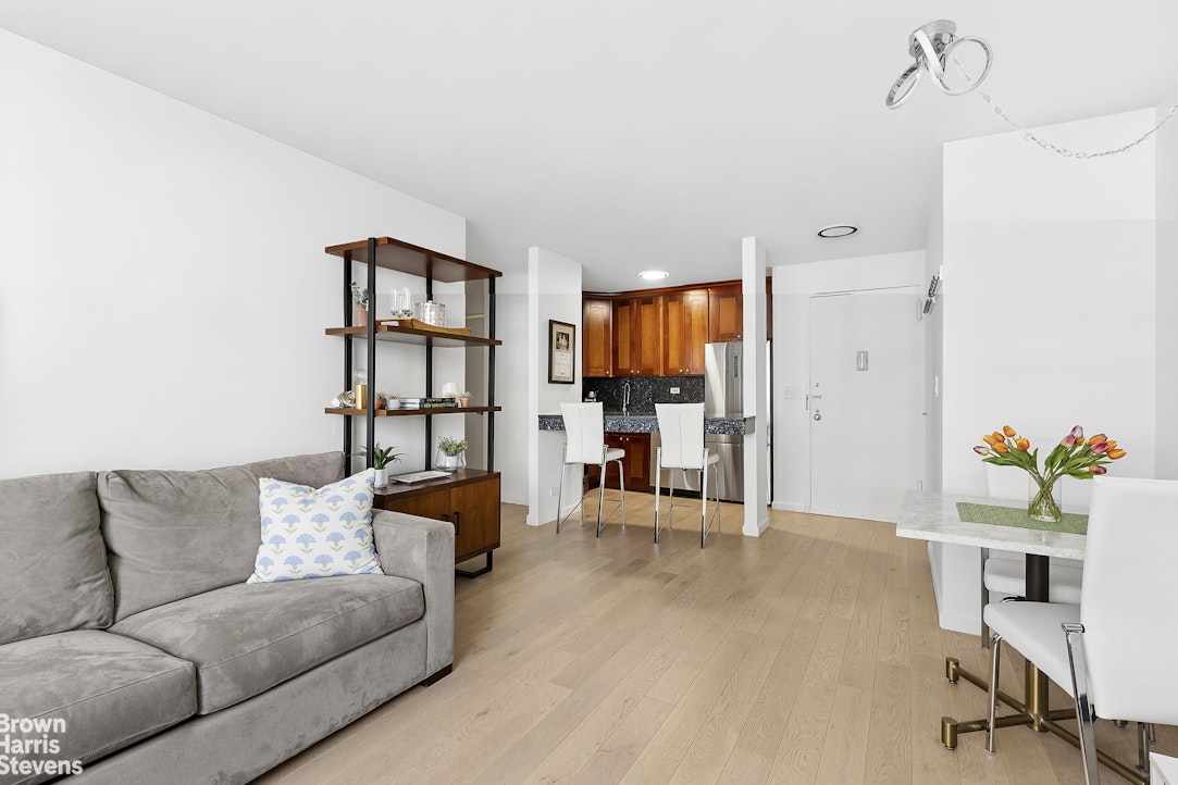 130 W 67th Street 9c Property Photo 2