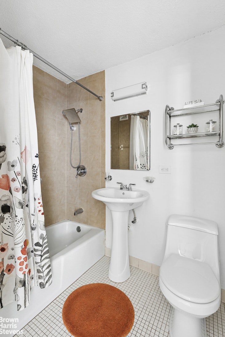130 W 67th Street 9c Property Photo 6