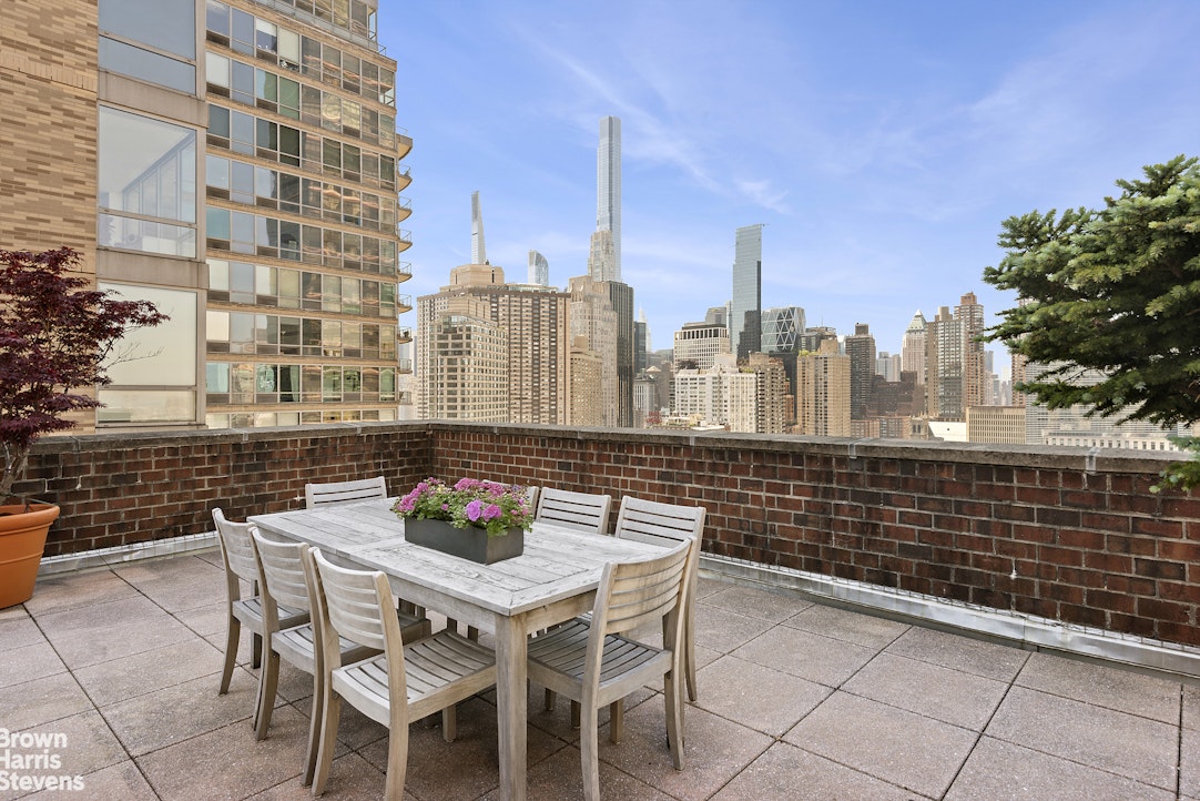130 W 67th Street 9c Property Photo 7
