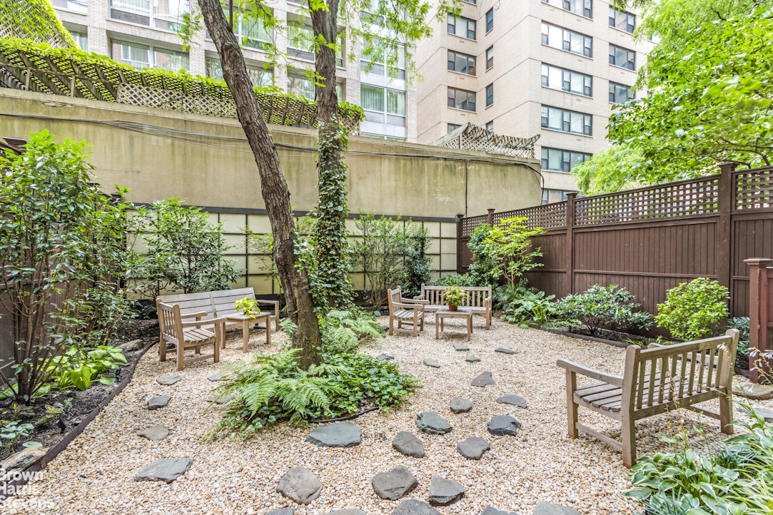 130 W 67th Street 9c Property Photo 13