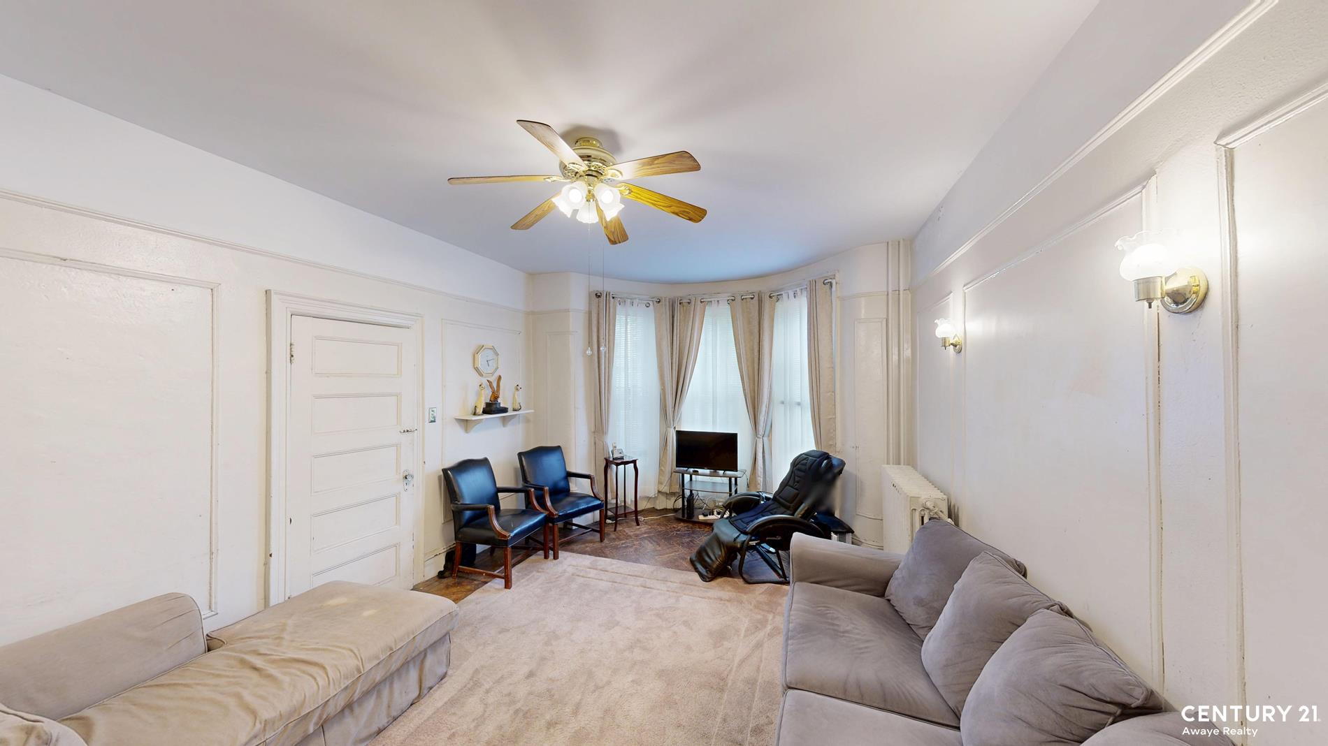 900 Brooklyn Avenue Property Photo 2