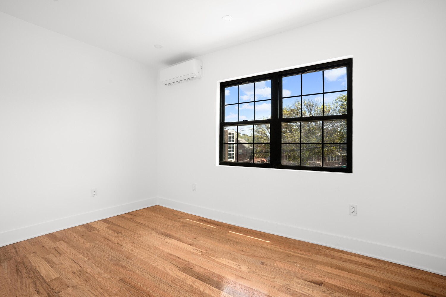 3068 Nostrand Avenue Property Photo 6