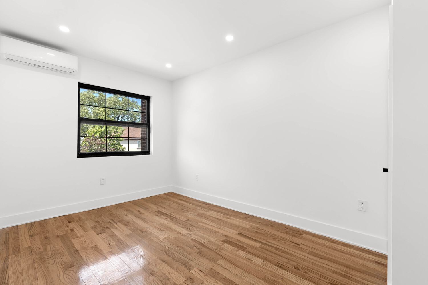 3068 Nostrand Avenue Property Photo 7
