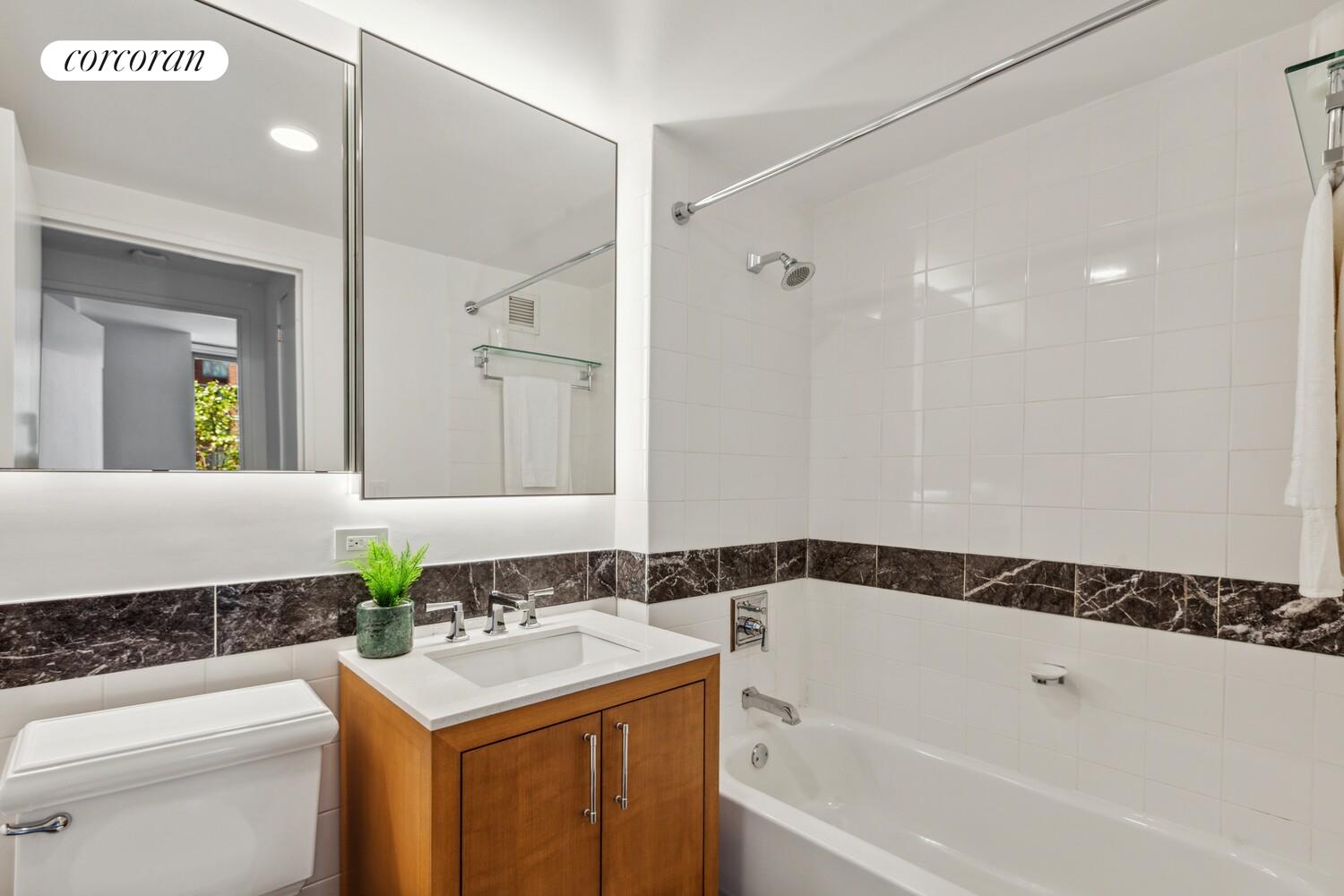 425 Main Street 9t Property Photo 6