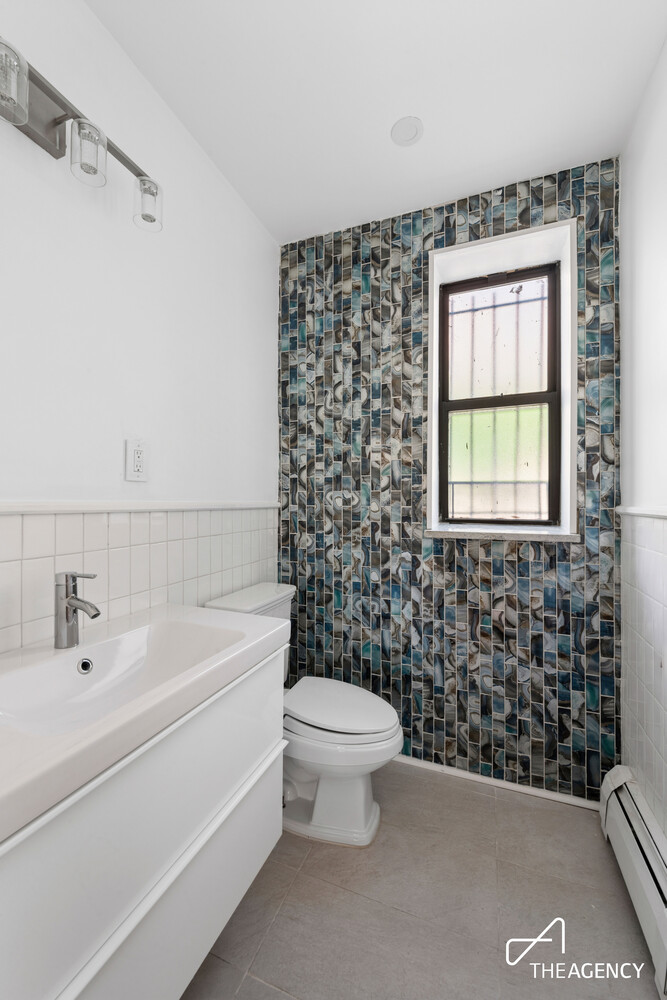 41 Bradhurst Avenue Property Photo 5