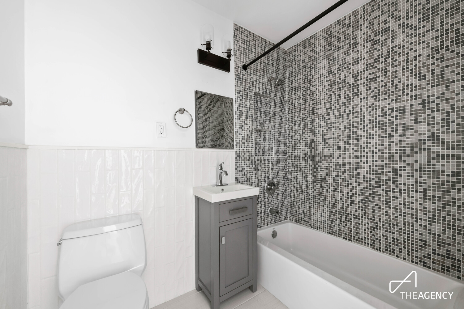 41 Bradhurst Avenue Property Photo 16