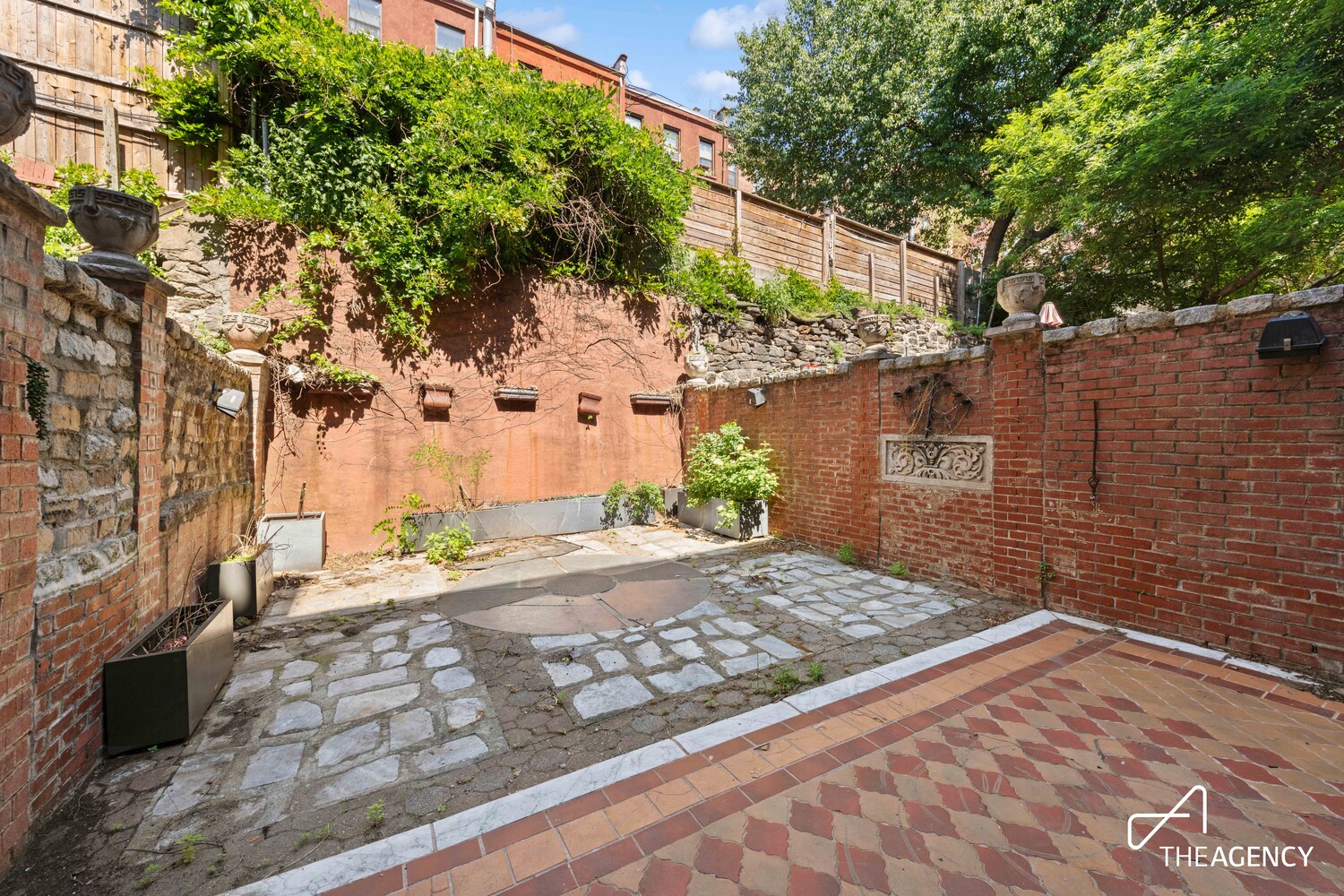 41 Bradhurst Avenue Property Photo 25
