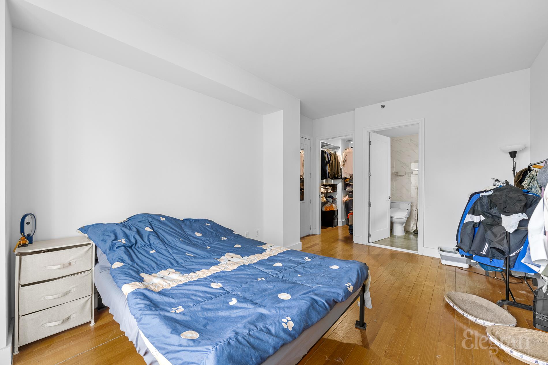 44-27 Purves Street 8-d Property Photo 10