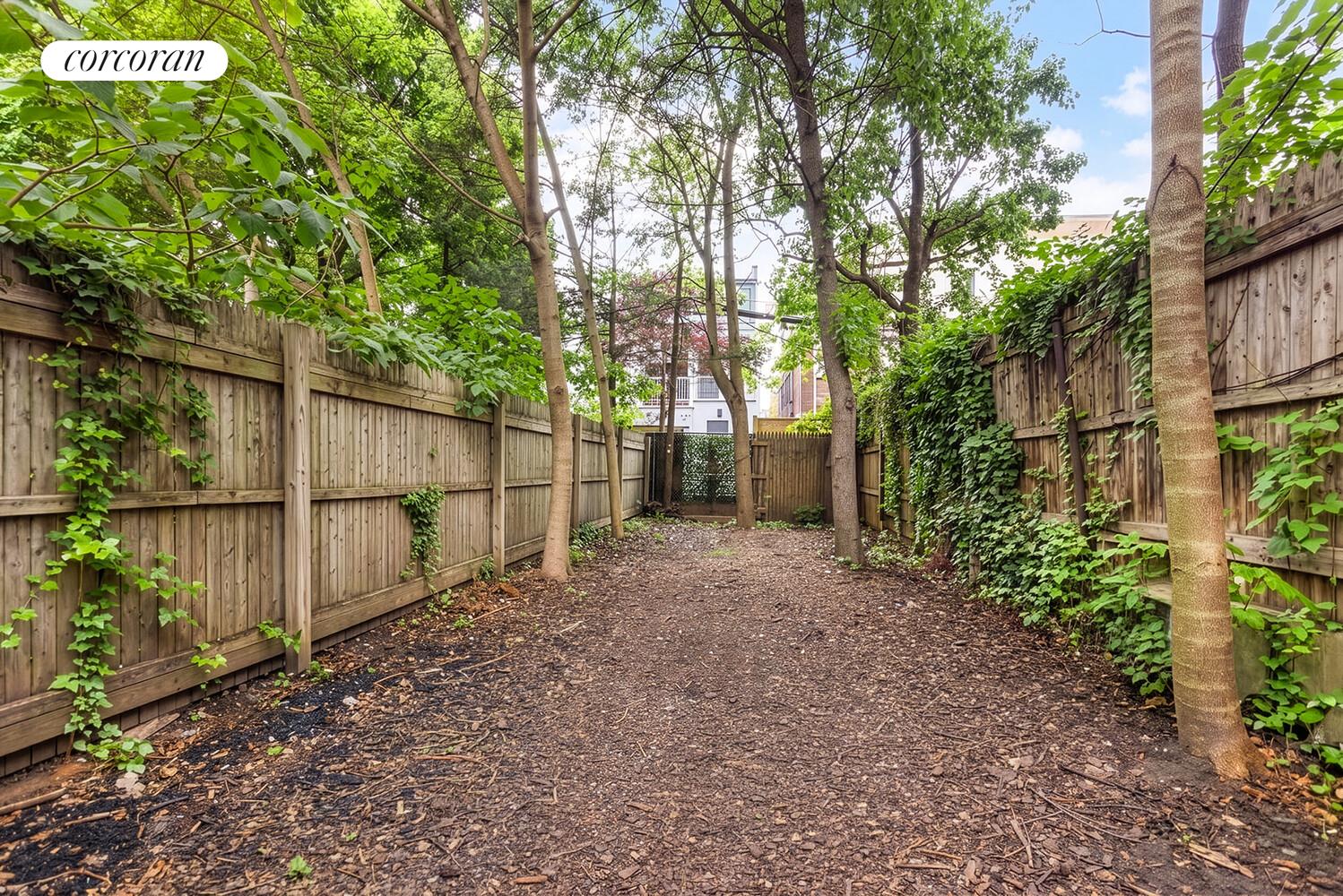 637 Baltic Street Property Photo 6