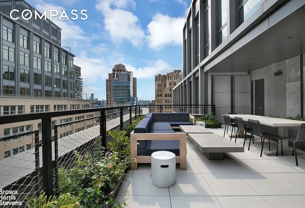 77 Charlton Street N10c Property Photo 18