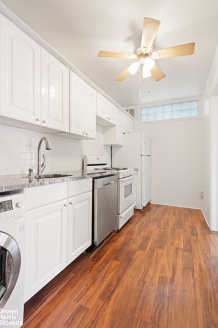 28 8th Avenue Property Photo 8