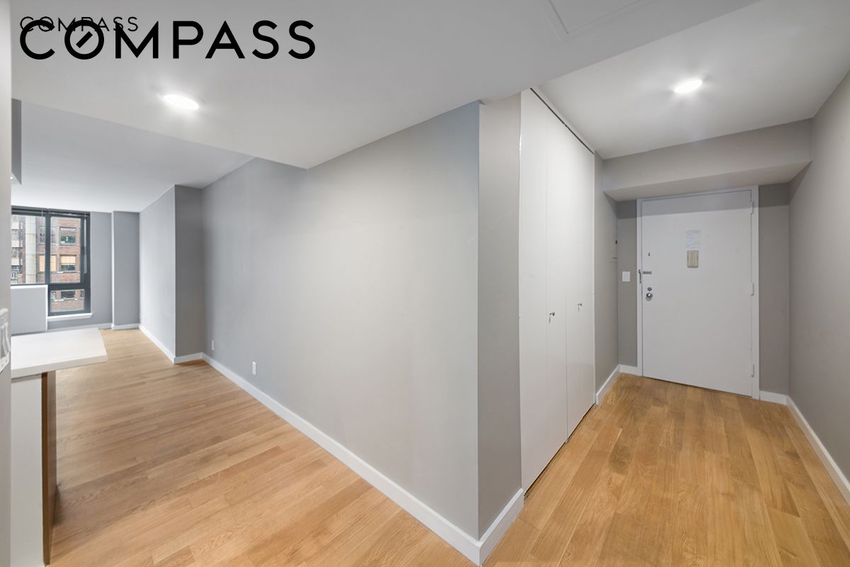 1 Irving Place G7a Property Photo 3