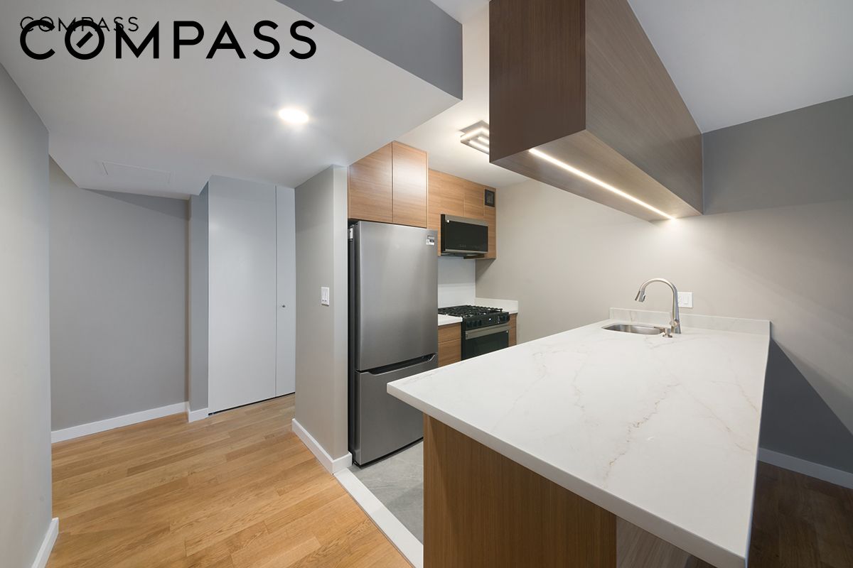 1 Irving Place G7a Property Photo 4