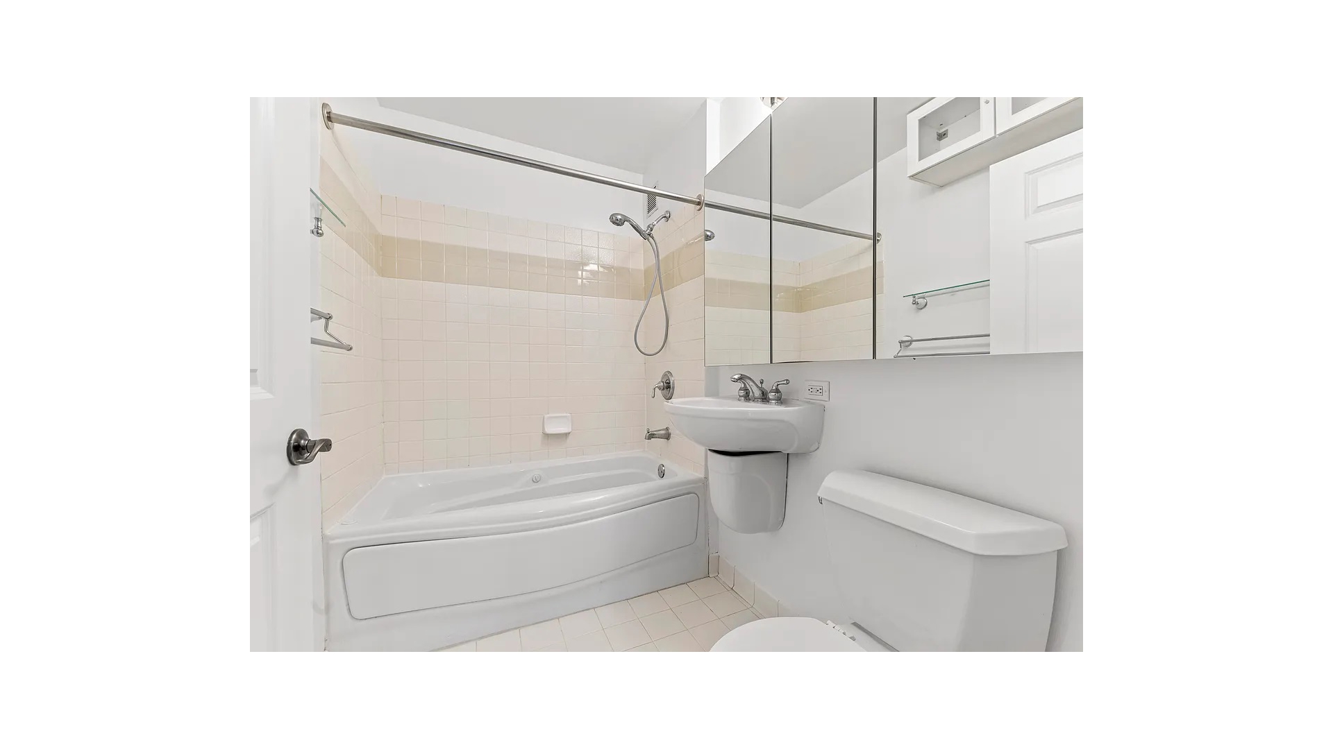 1400 5th Avenue 2d Property Photo 4