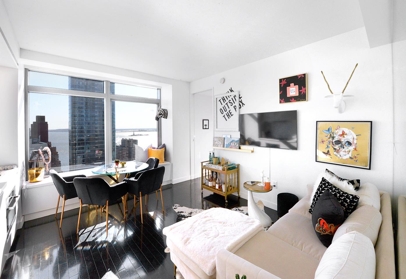 123 Washington Street 45-H Property Photo 1