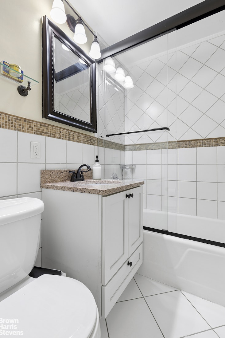 444 E 75th Street 4d Property Photo 6