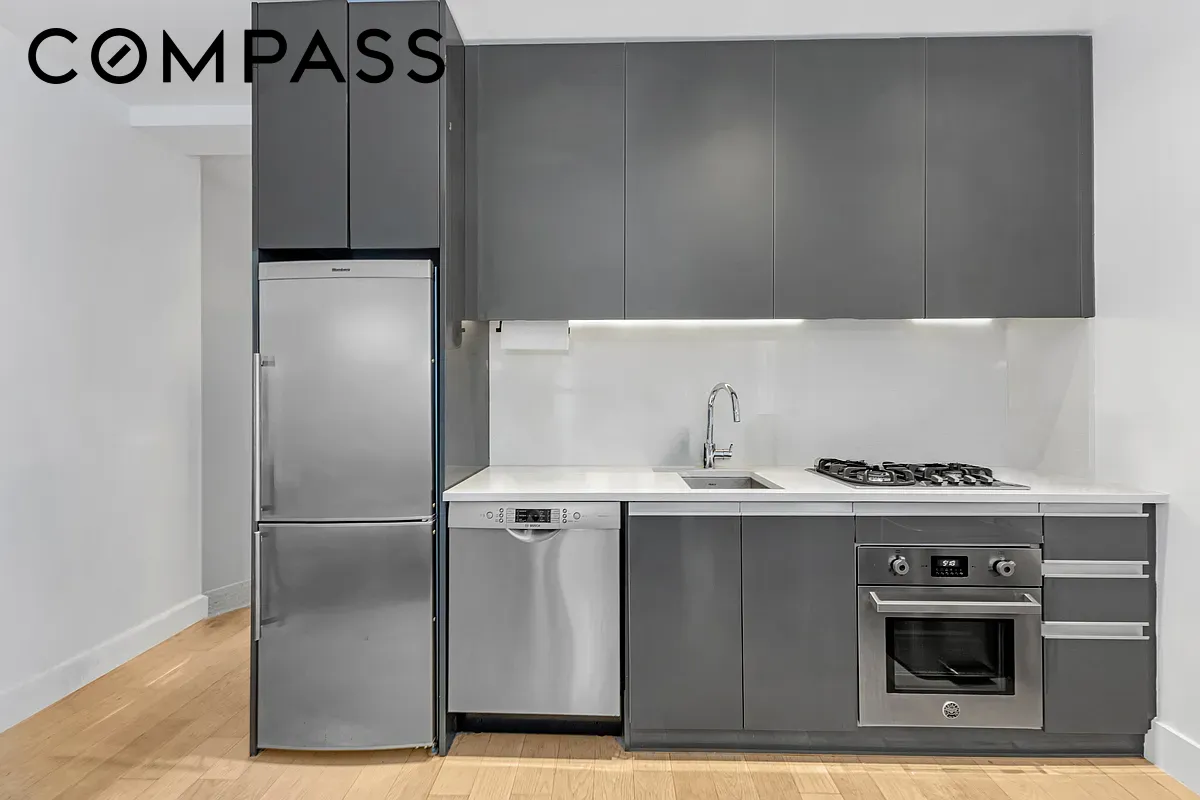 44-15 Purves Street 6d Property Photo 6