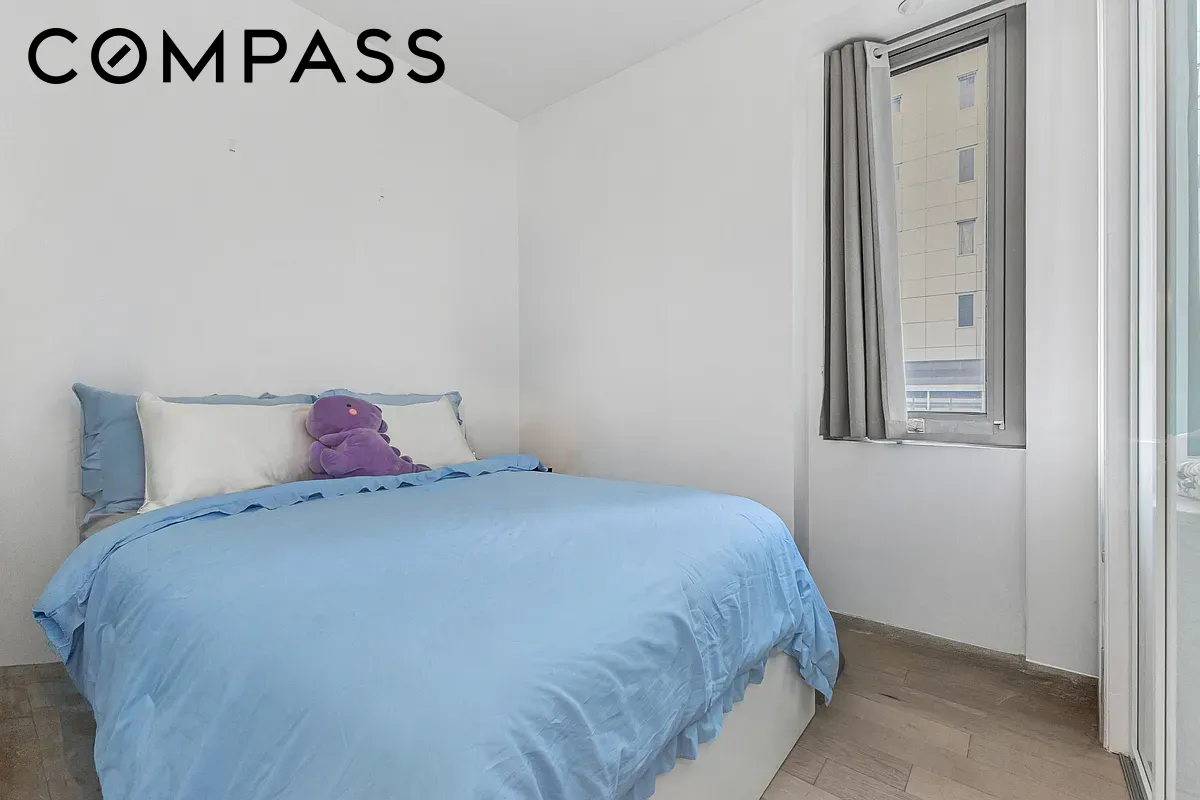 44-15 Purves Street 6d Property Photo 7